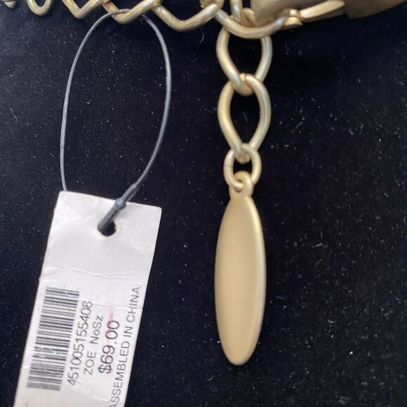 CHICO'S STUNNING HAMMERED GOLD NECKLACE NWTS - Picture 13 of 15